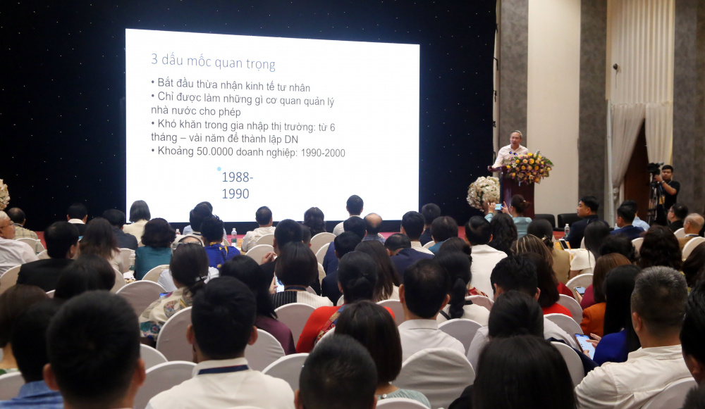 Tọa đàm “Kỷ nguyên mới”: Khơi dậy khát vọng phát triển giàu mạnh, thịnh vượng của dân tộc